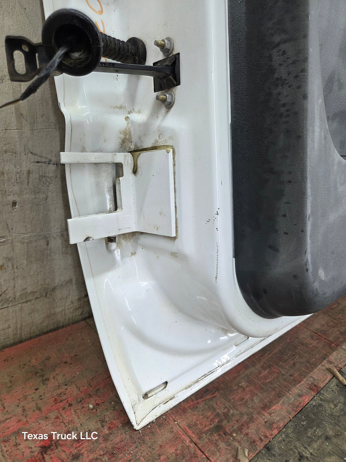1999-2006 Chevrolet Silverado / GMC Sierra 1500 2500 3500 HD Rear Driver side Extended Cab Rear Door
