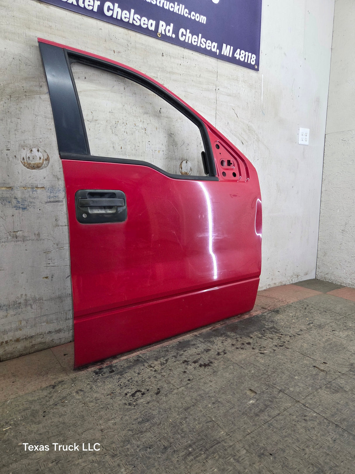 2004-2008 Ford F150 RH Passenger Front CREW Cab Door