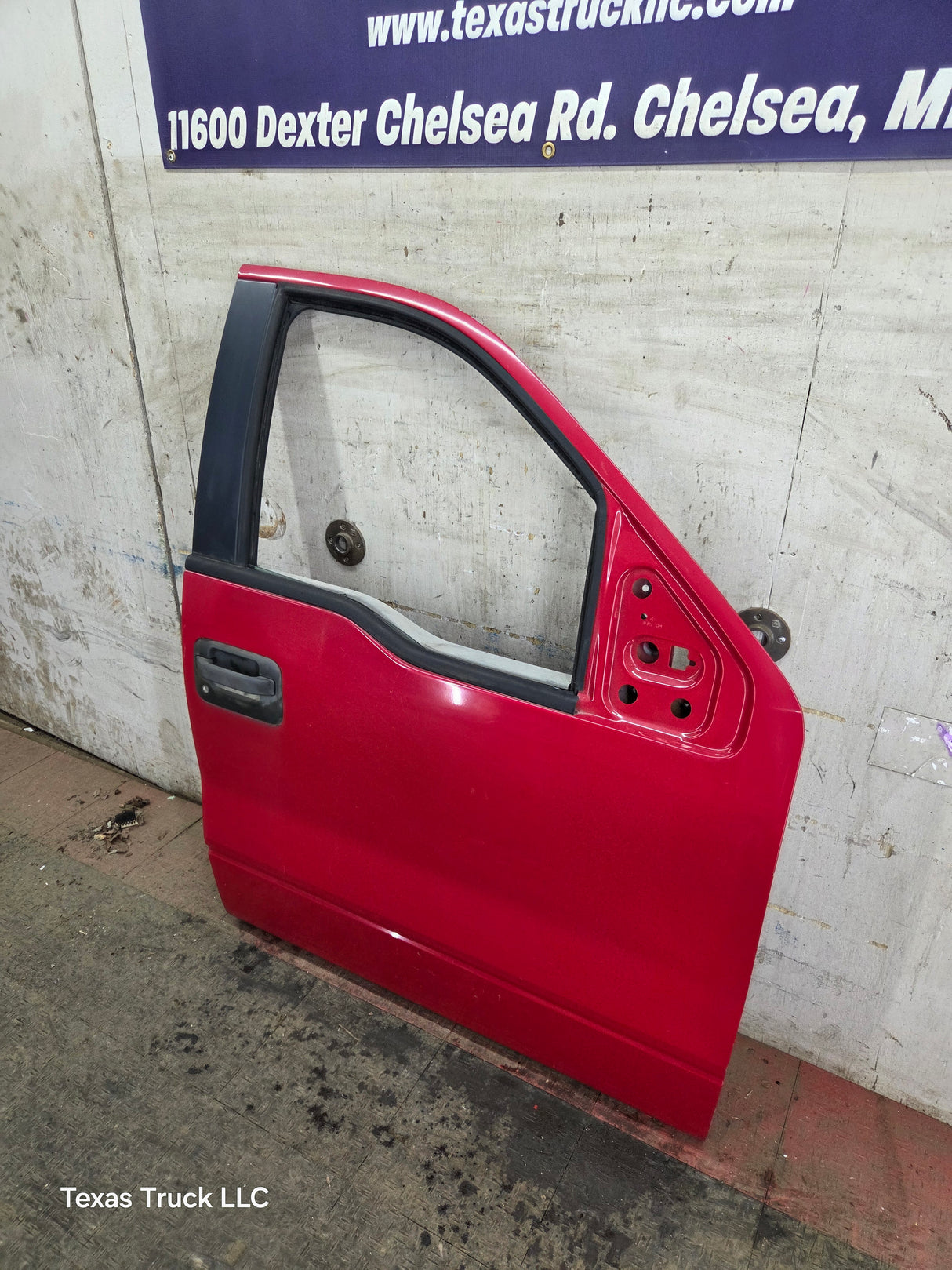 2004-2008 Ford F150 RH Passenger Front CREW Cab Door