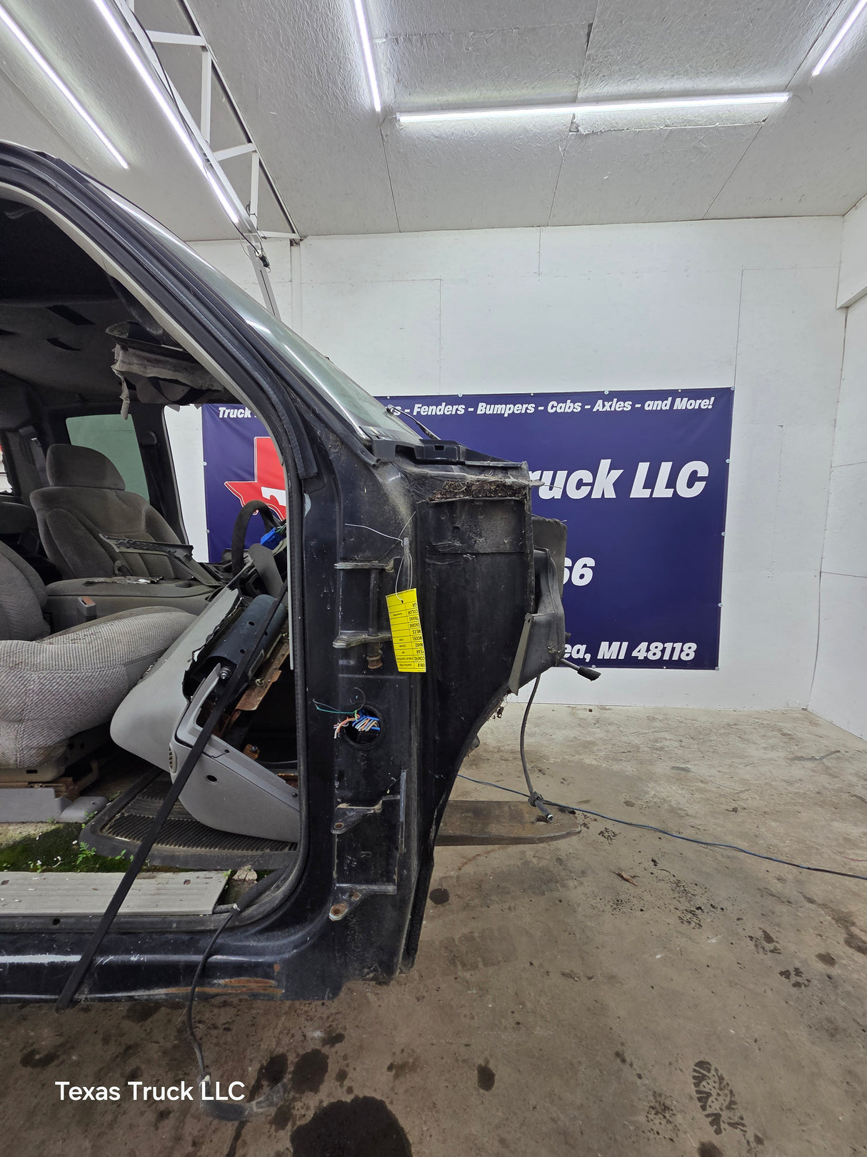 1988-2000 Chevrolet Silverado GMC Sierra Extended Cab