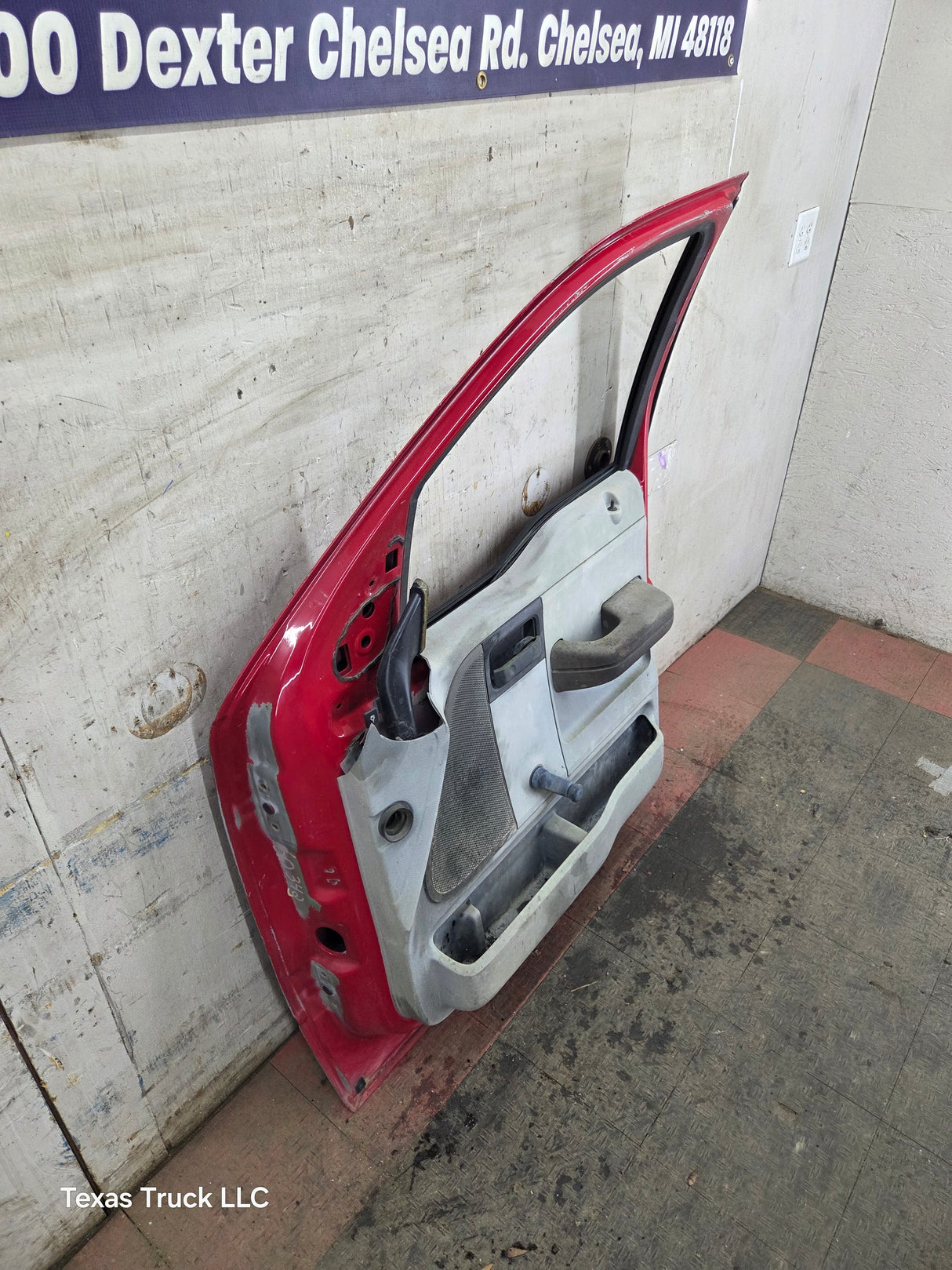 2004-2008 Ford F150 RH Passenger Front CREW Cab Door