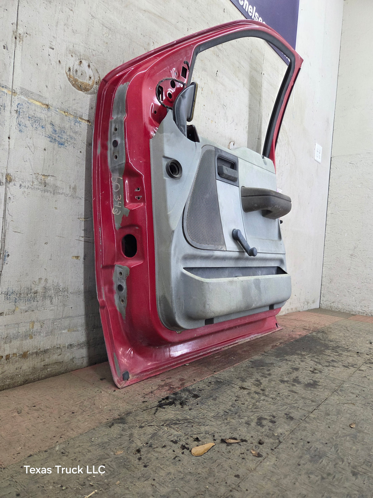 2004-2008 Ford F150 RH Passenger Front CREW Cab Door