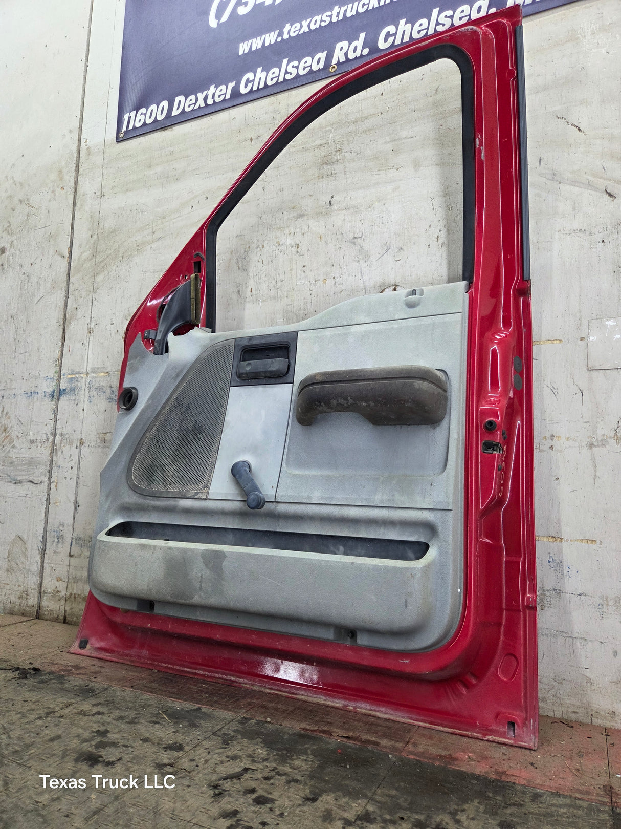 2004-2008 Ford F150 RH Passenger Front CREW Cab Door