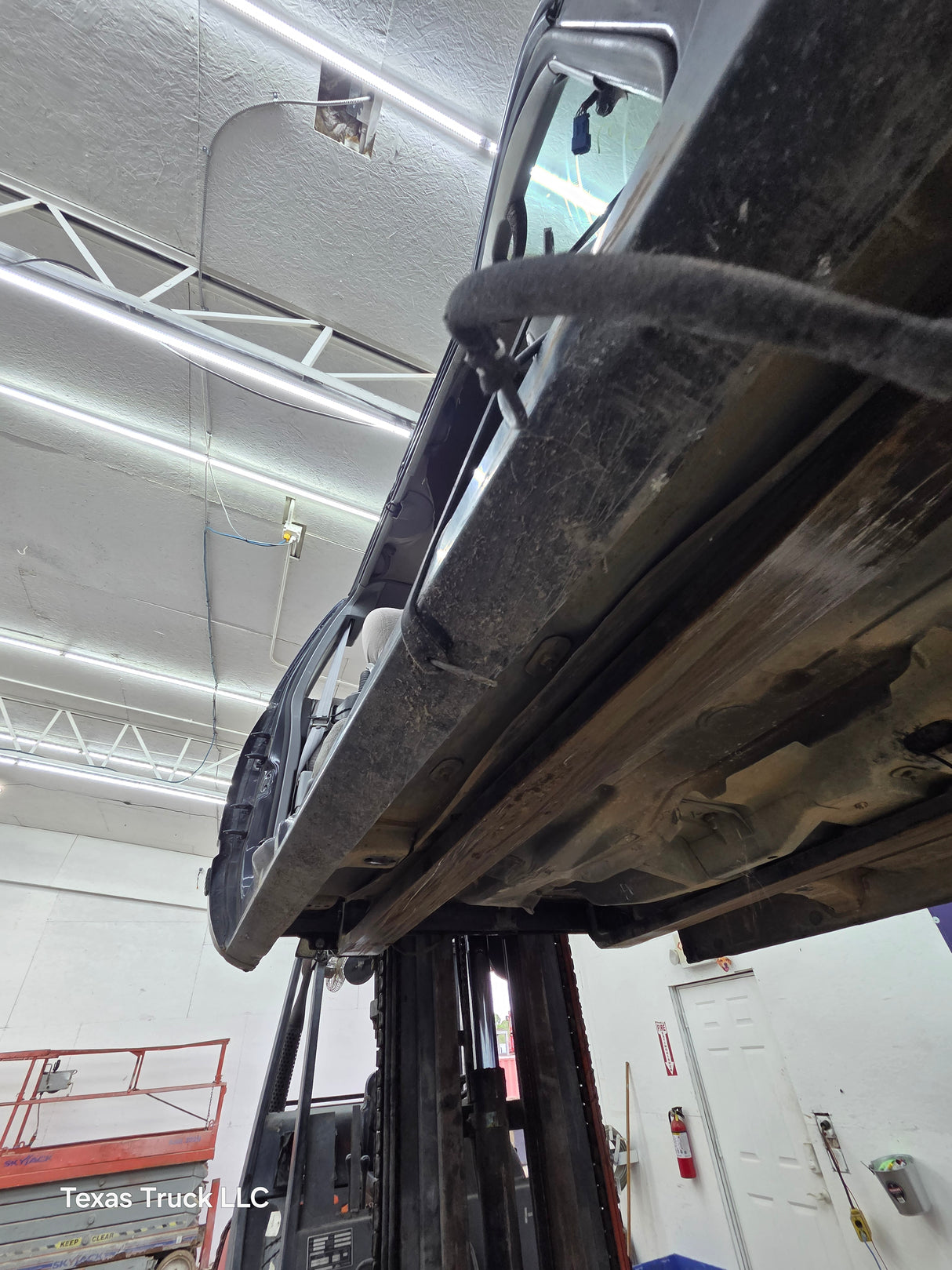 1988-2000 Chevrolet Silverado GMC Sierra Extended Cab