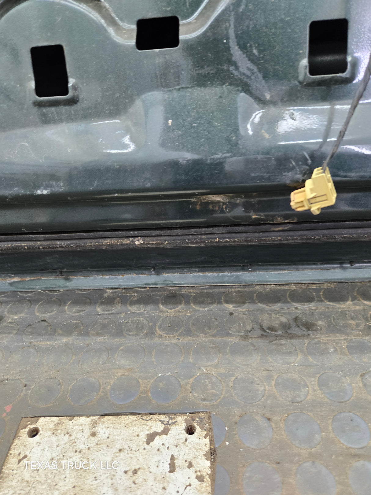 1997-2003 Ford F150 Crew Cab Passenger Side RH Front Door
