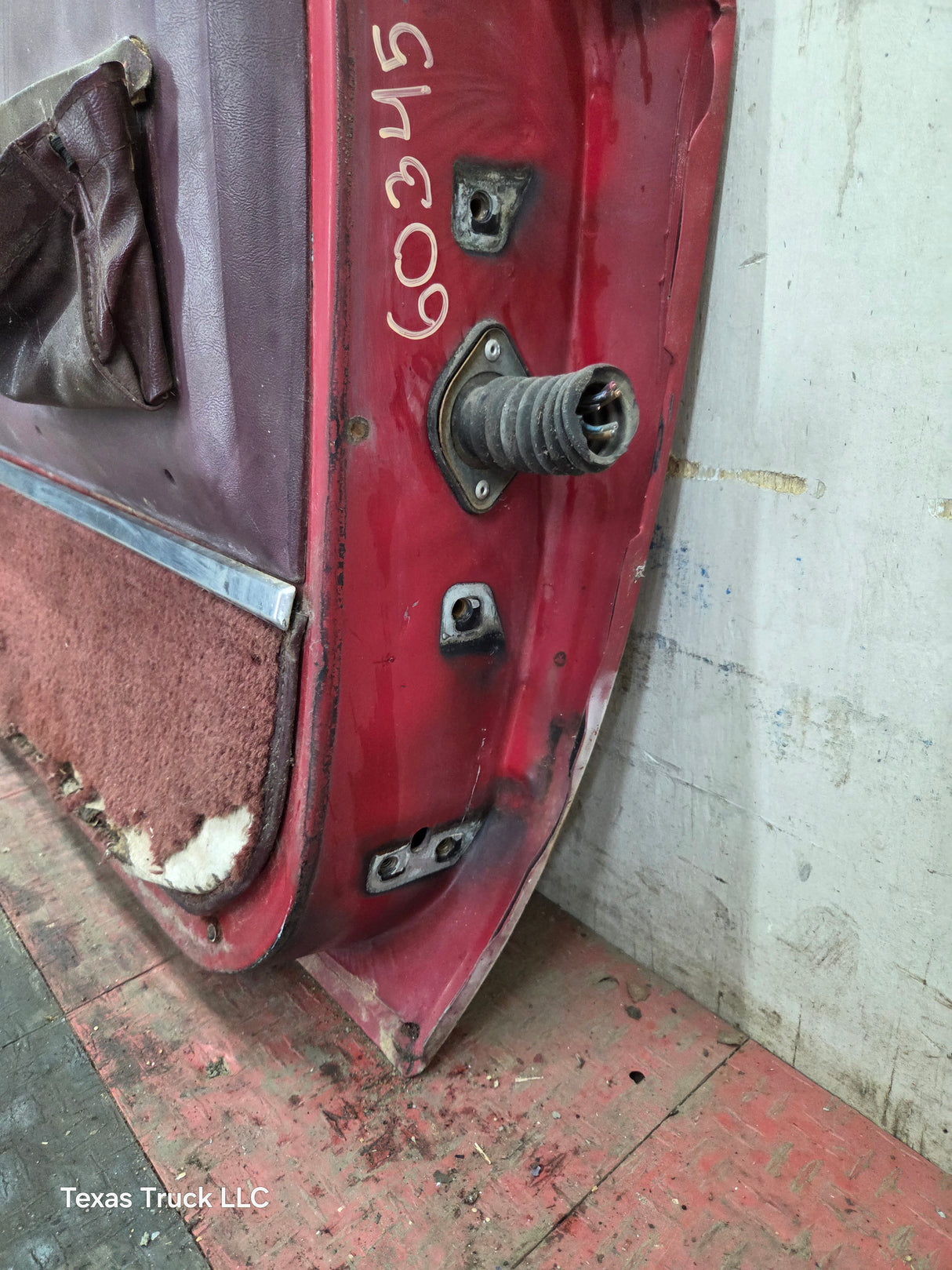 1973-1987 Chevrolet / GMC Square Body Front Drivers Side LH Door K / C Series