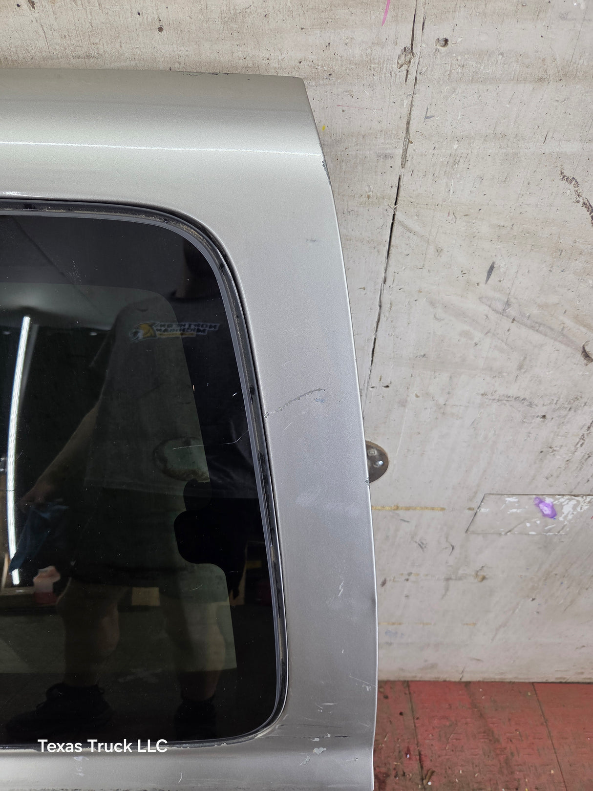 1999-2006 Chevrolet Silverado / GMC Sierra 1500 2500 3500 HD Rear Driver side Extended Cab Rear Door