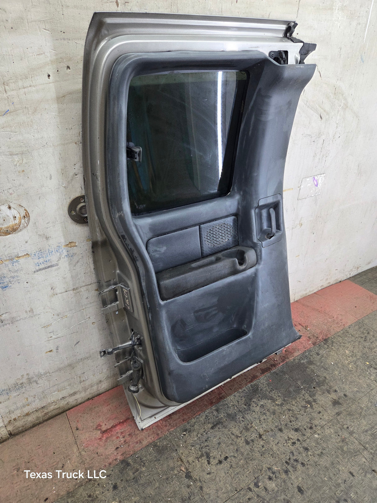 1999-2006 Chevrolet Silverado / GMC Sierra 1500 2500 3500 HD Rear Driver side Extended Cab Rear Door