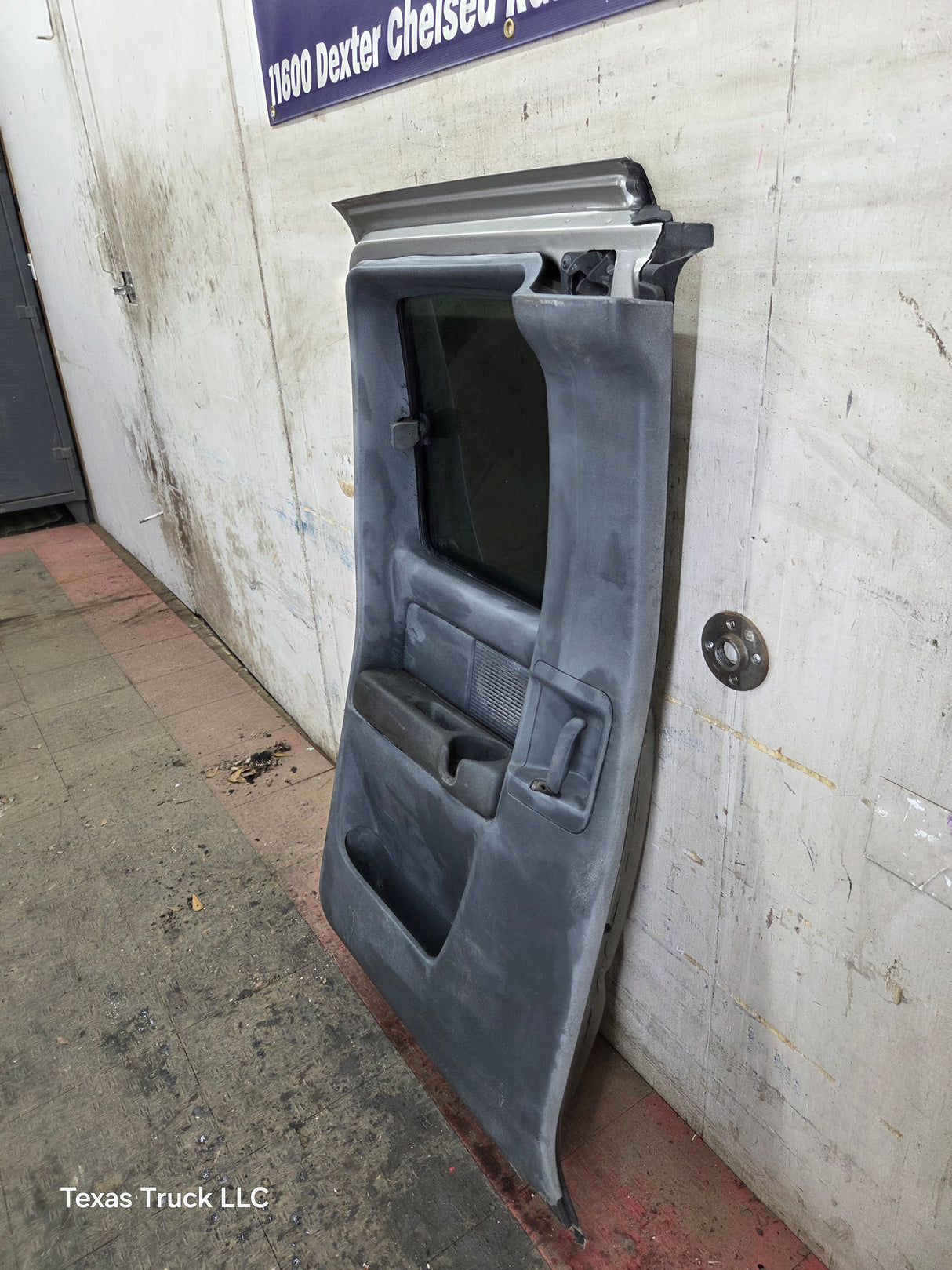 1999-2006 Chevrolet Silverado / GMC Sierra 1500 2500 3500 HD Rear Driver side Extended Cab Rear Door