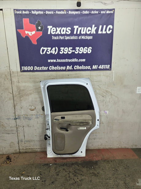 2001-2006 Chevrolet Tahoe / GMC Yukon 1500 2500HD Rear Passenger side rear door RH