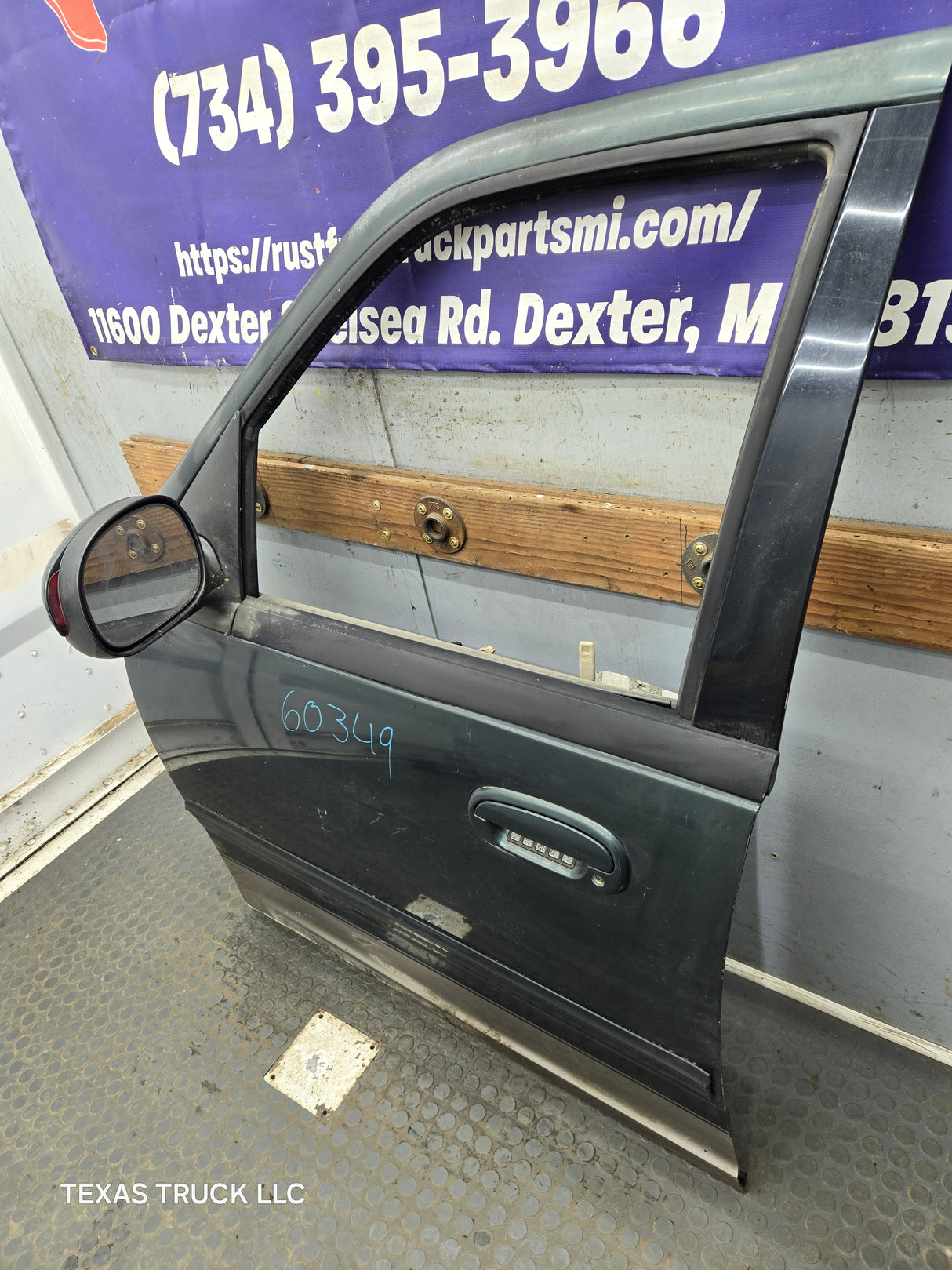1997-2003 Ford F150 Crew Cab Driver Side LH Front Door