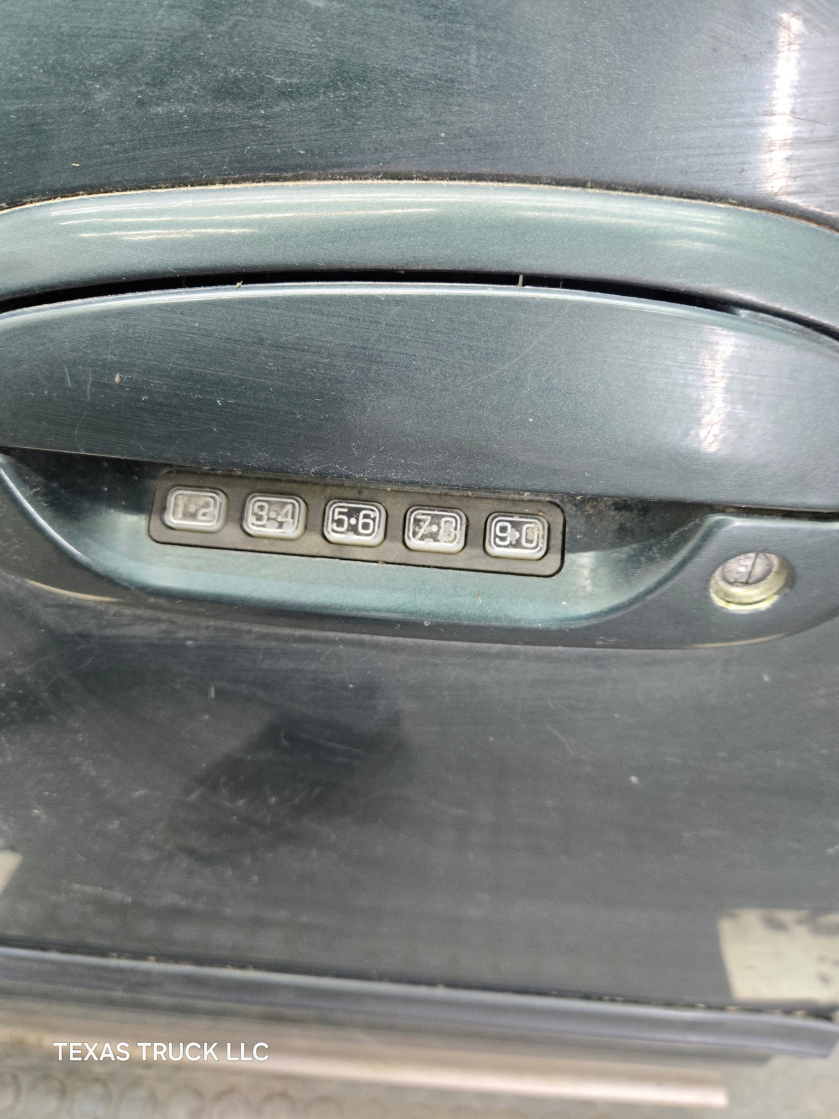 1997-2003 Ford F150 Crew Cab Driver Side LH Front Door