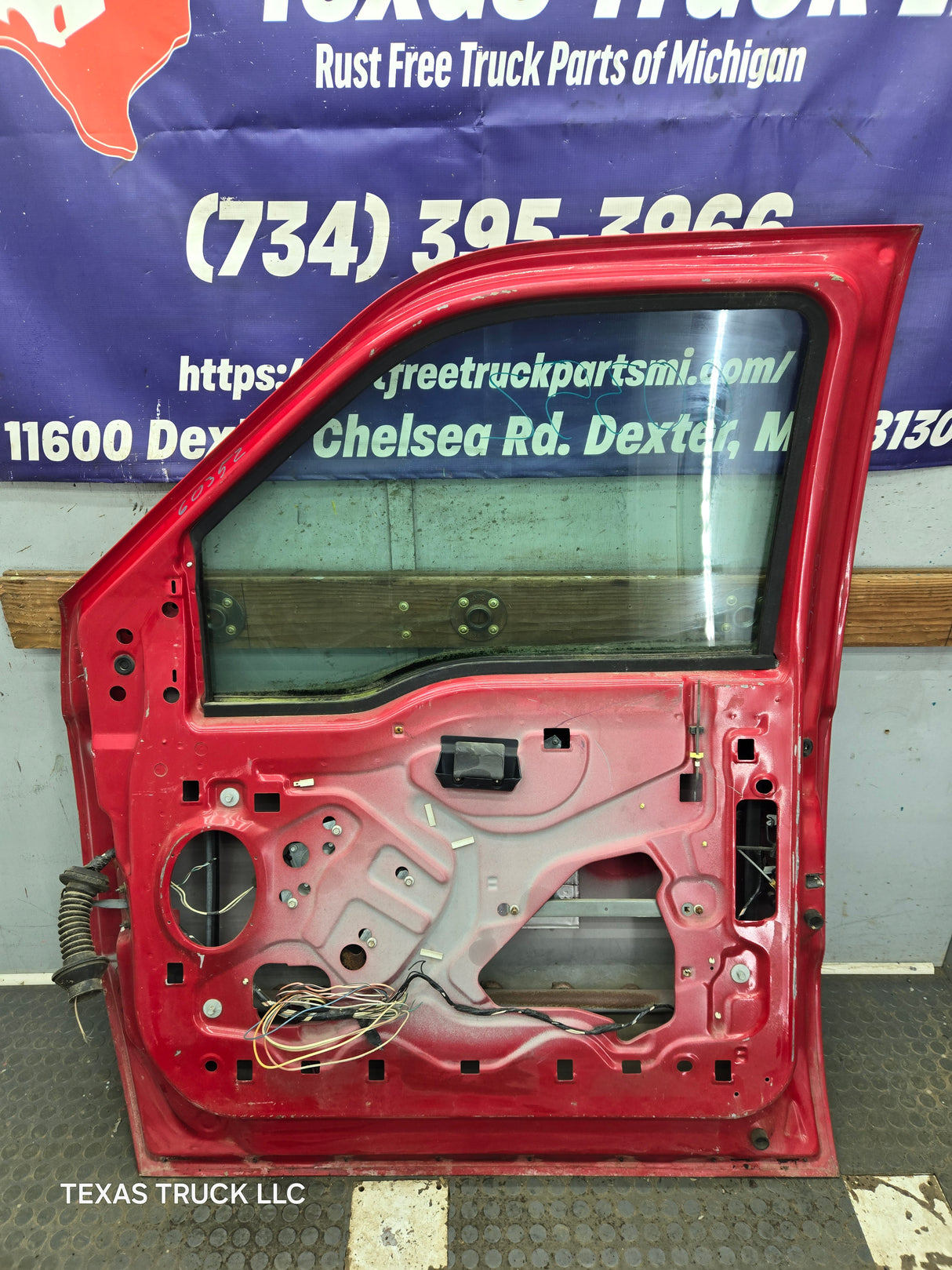 1999-2011 Ford Super Duty / Excursion Front Passenger Side RH Door F250 F350 F450 F550