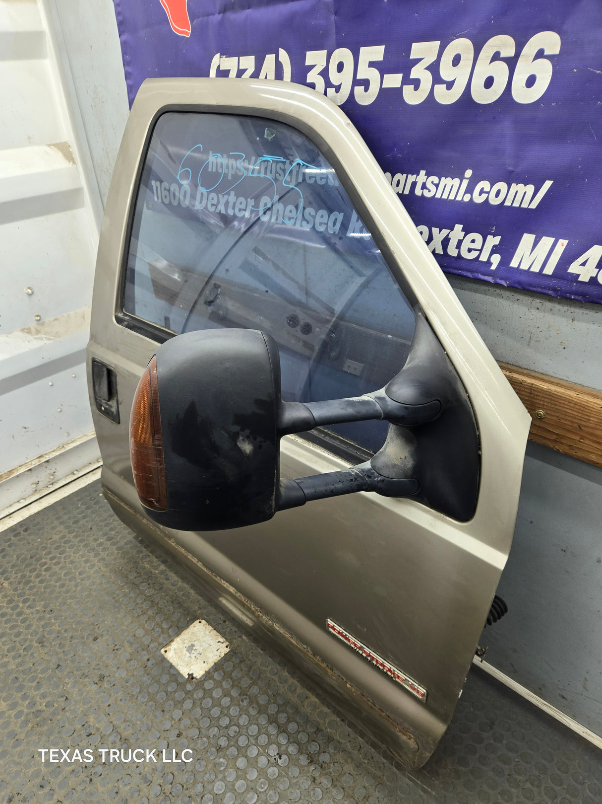 1999-2011 Ford Super Duty / Excursion Front Passenger Side RH Door F250 F350 F450 F550