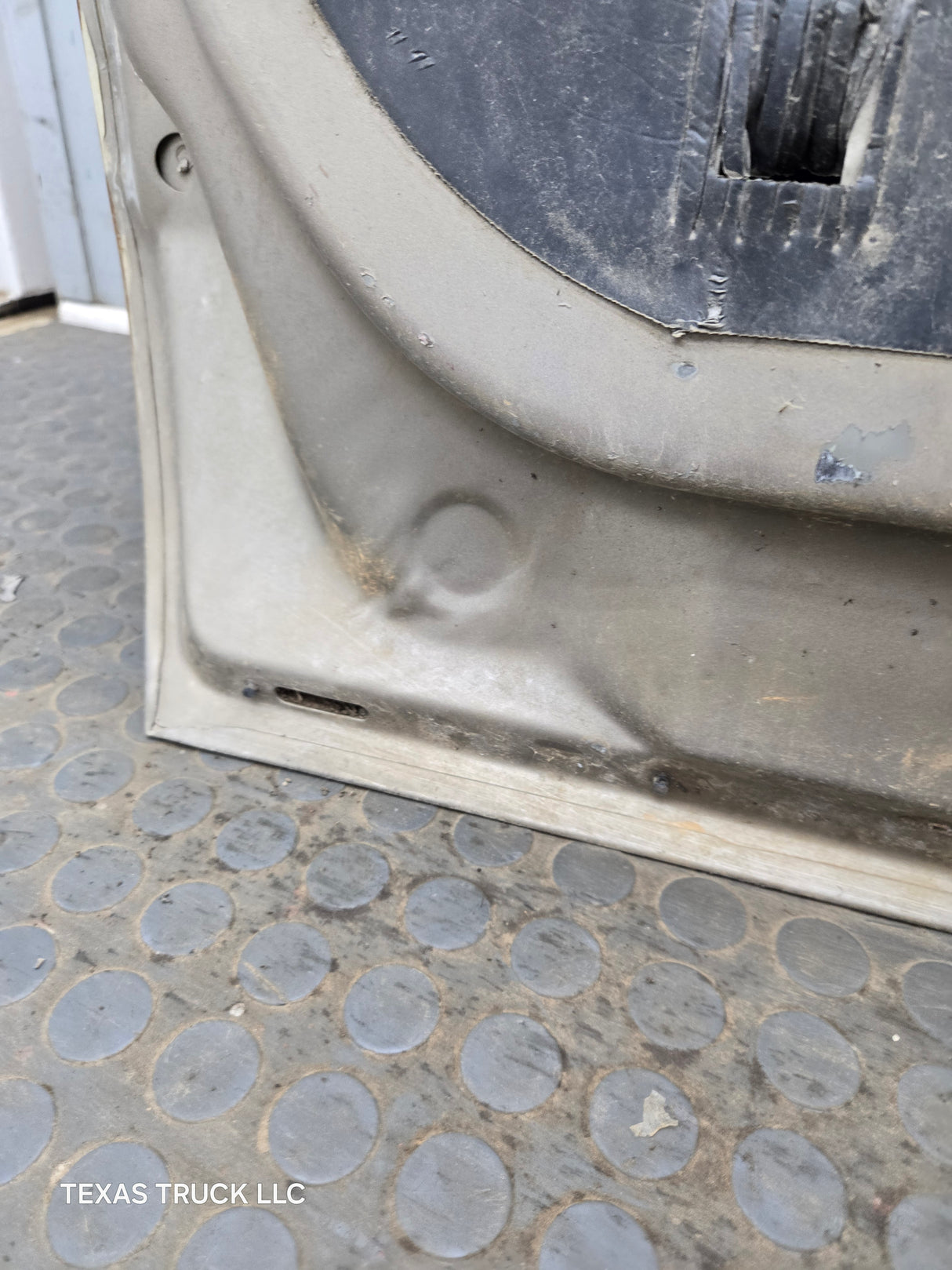 1999-2011 Ford Super Duty / Excursion Front Passenger Side RH Door F250 F350 F450 F550