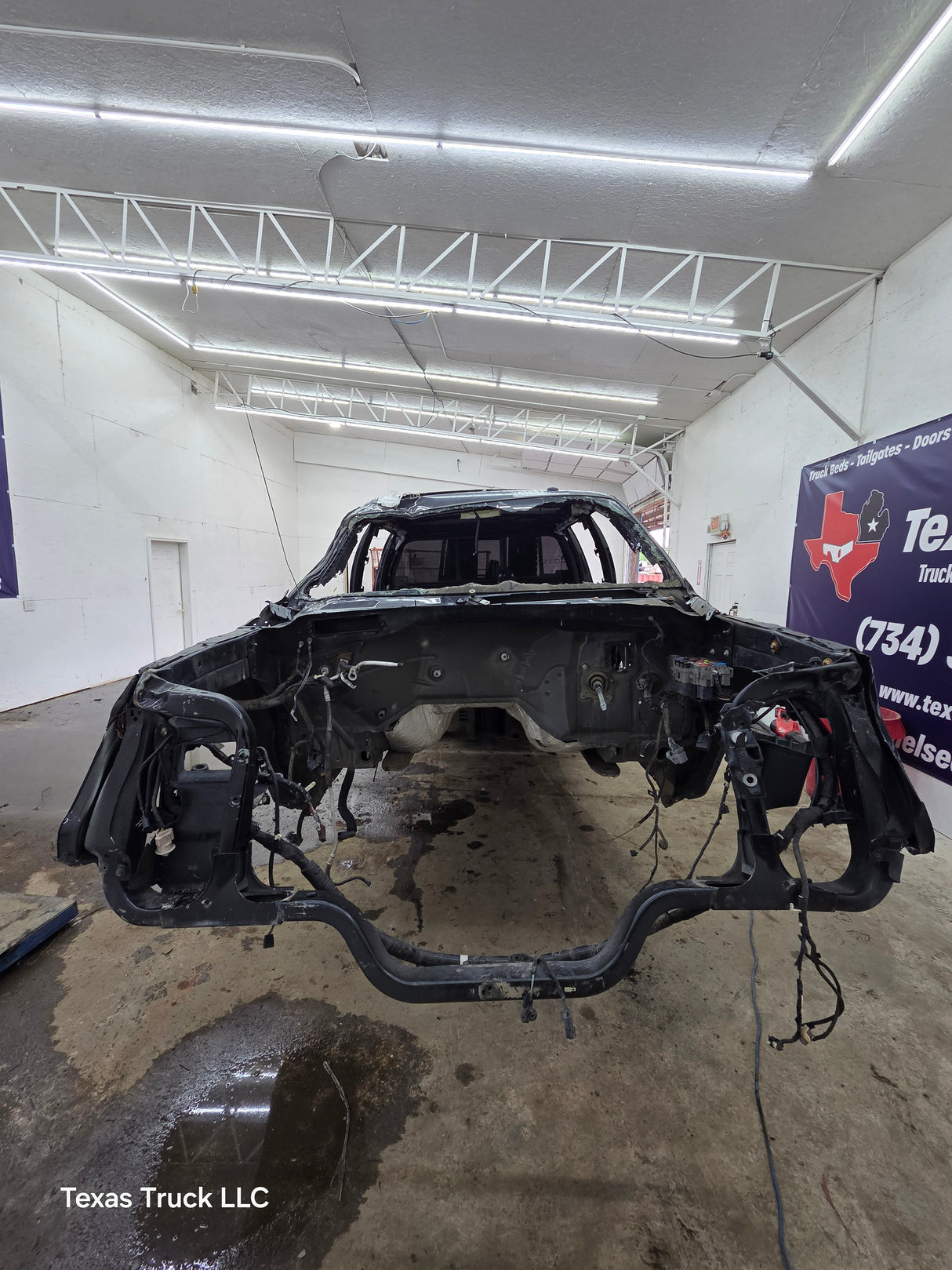 2011-2016 Ford Super Duty 4 door Crew Cab F250 F350 F450 F550 6.7L Power Stroke *Damage