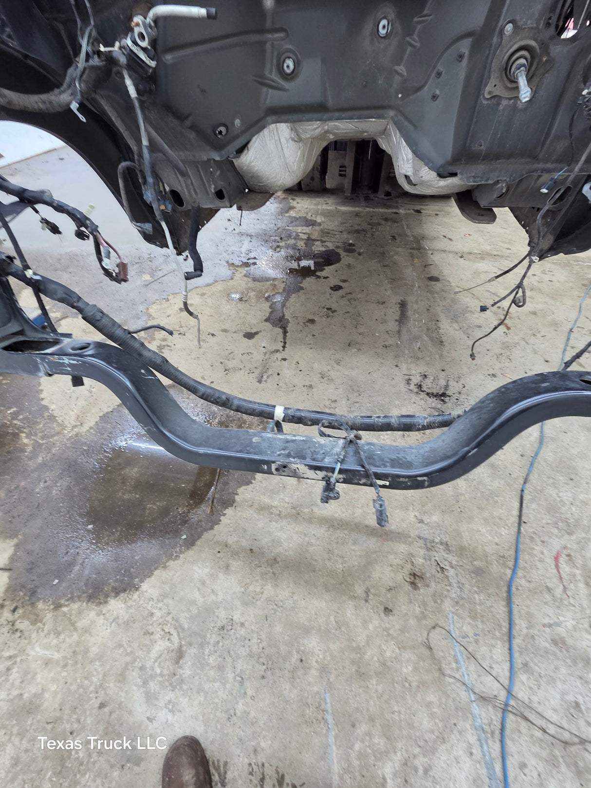 2011-2016 Ford Super Duty 4 door Crew Cab F250 F350 F450 F550 6.7L Power Stroke *Damage