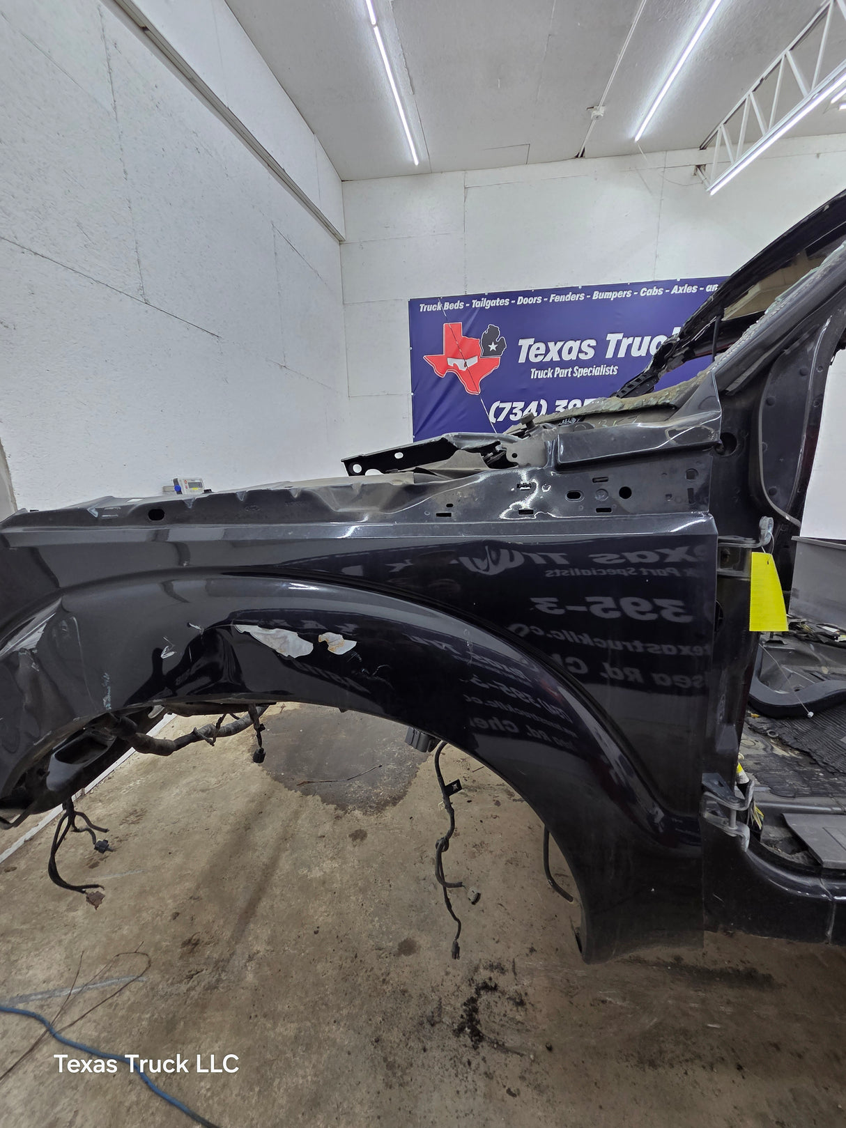 2011-2016 Ford Super Duty 4 door Crew Cab F250 F350 F450 F550 6.7L Power Stroke *Damage
