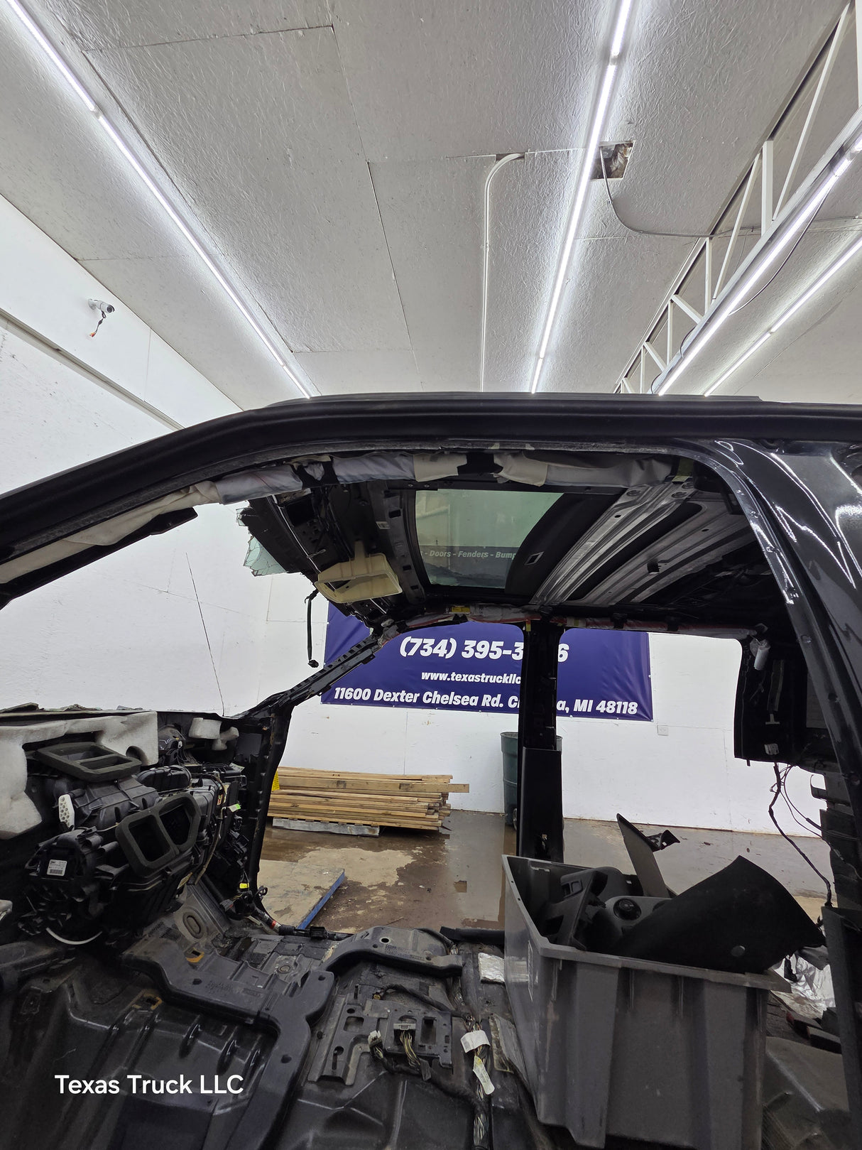 2011-2016 Ford Super Duty 4 door Crew Cab F250 F350 F450 F550 6.7L Power Stroke *Damage