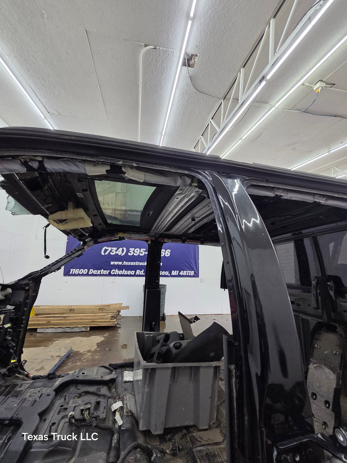 2011-2016 Ford Super Duty 4 door Crew Cab F250 F350 F450 F550 6.7L Power Stroke *Damage