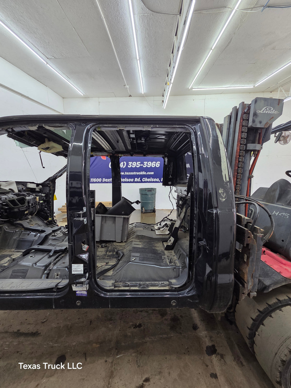 2011-2016 Ford Super Duty 4 door Crew Cab F250 F350 F450 F550 6.7L Power Stroke *Damage