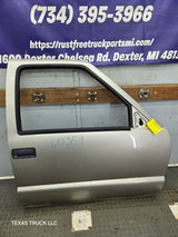 1988-2000 Chevrolet Silverado Suburban GMC Sierra RH Front Passenger Door