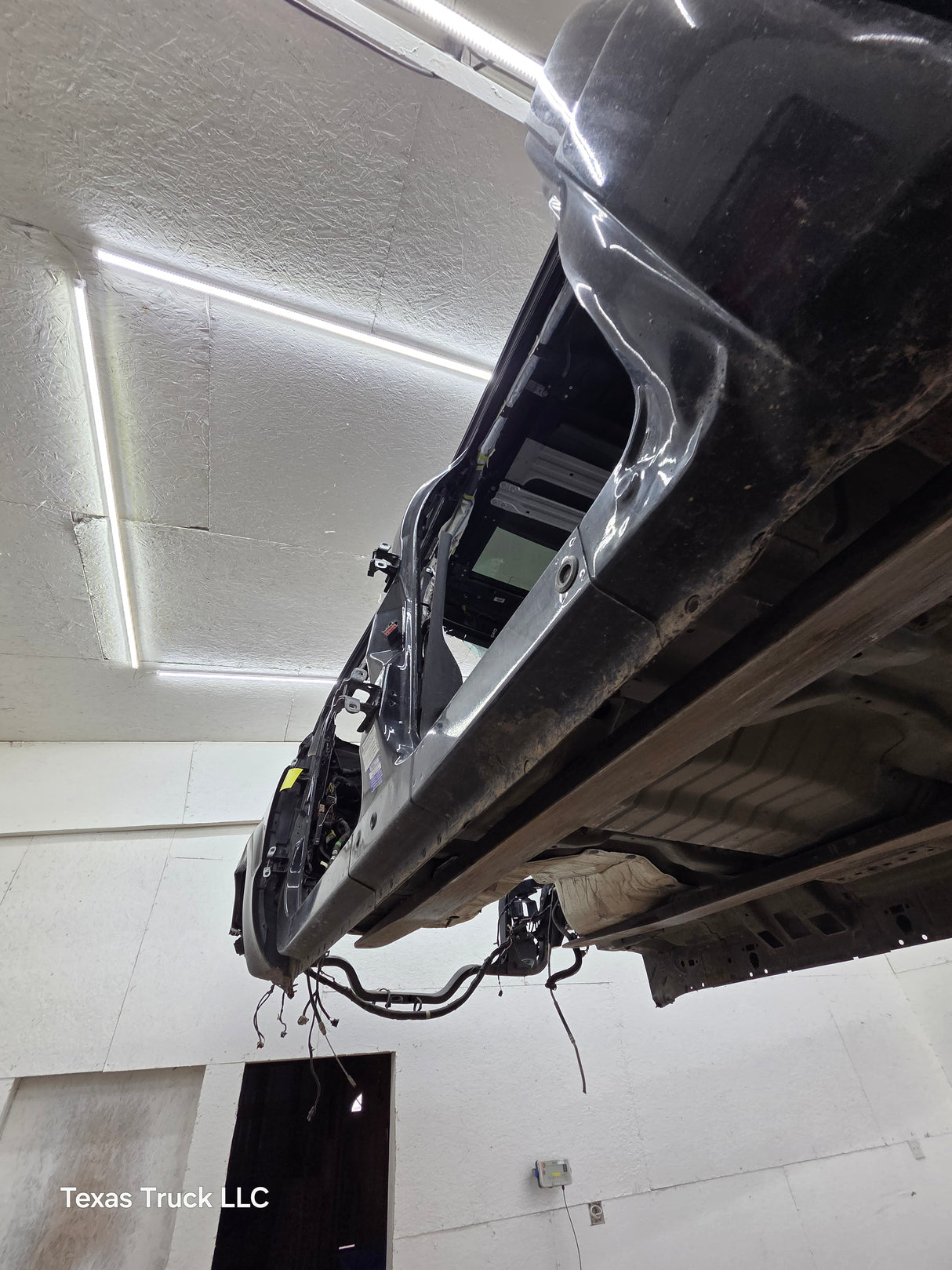 2011-2016 Ford Super Duty 4 door Crew Cab F250 F350 F450 F550 6.7L Power Stroke *Damage