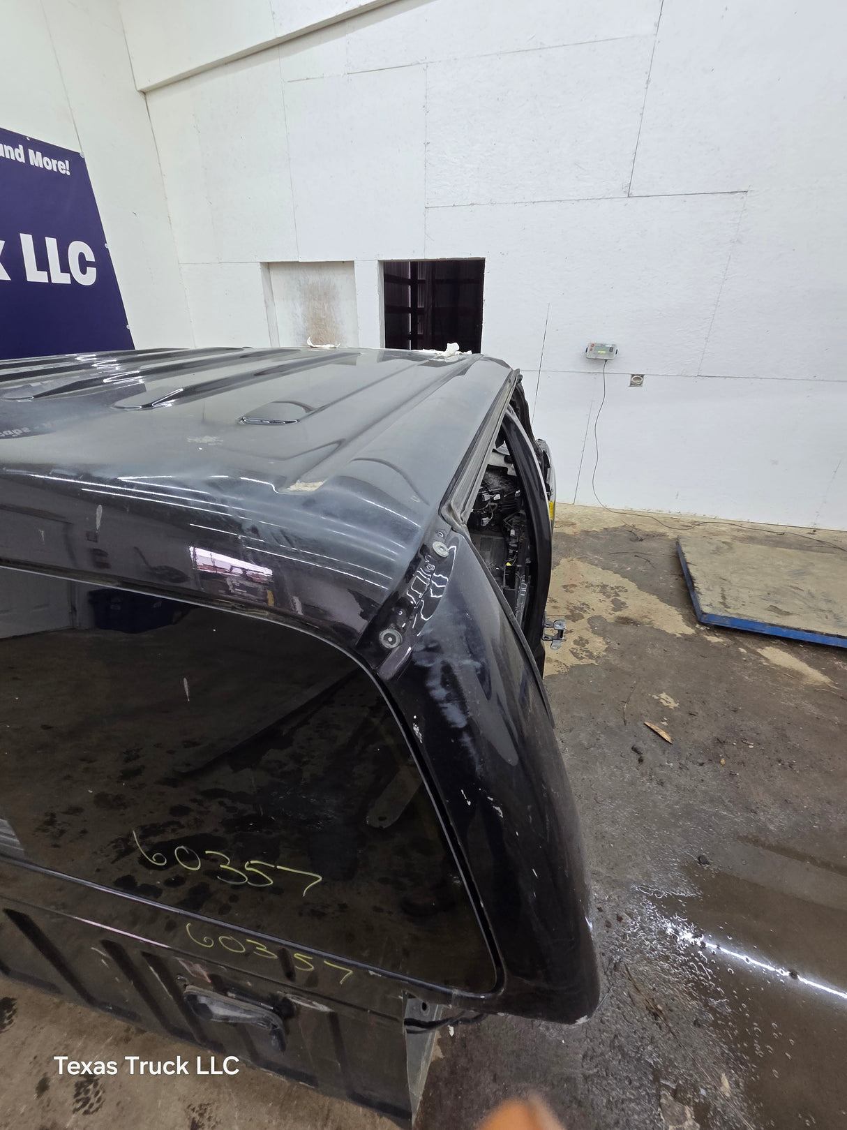 2011-2016 Ford Super Duty 4 door Crew Cab F250 F350 F450 F550 6.7L Power Stroke *Damage