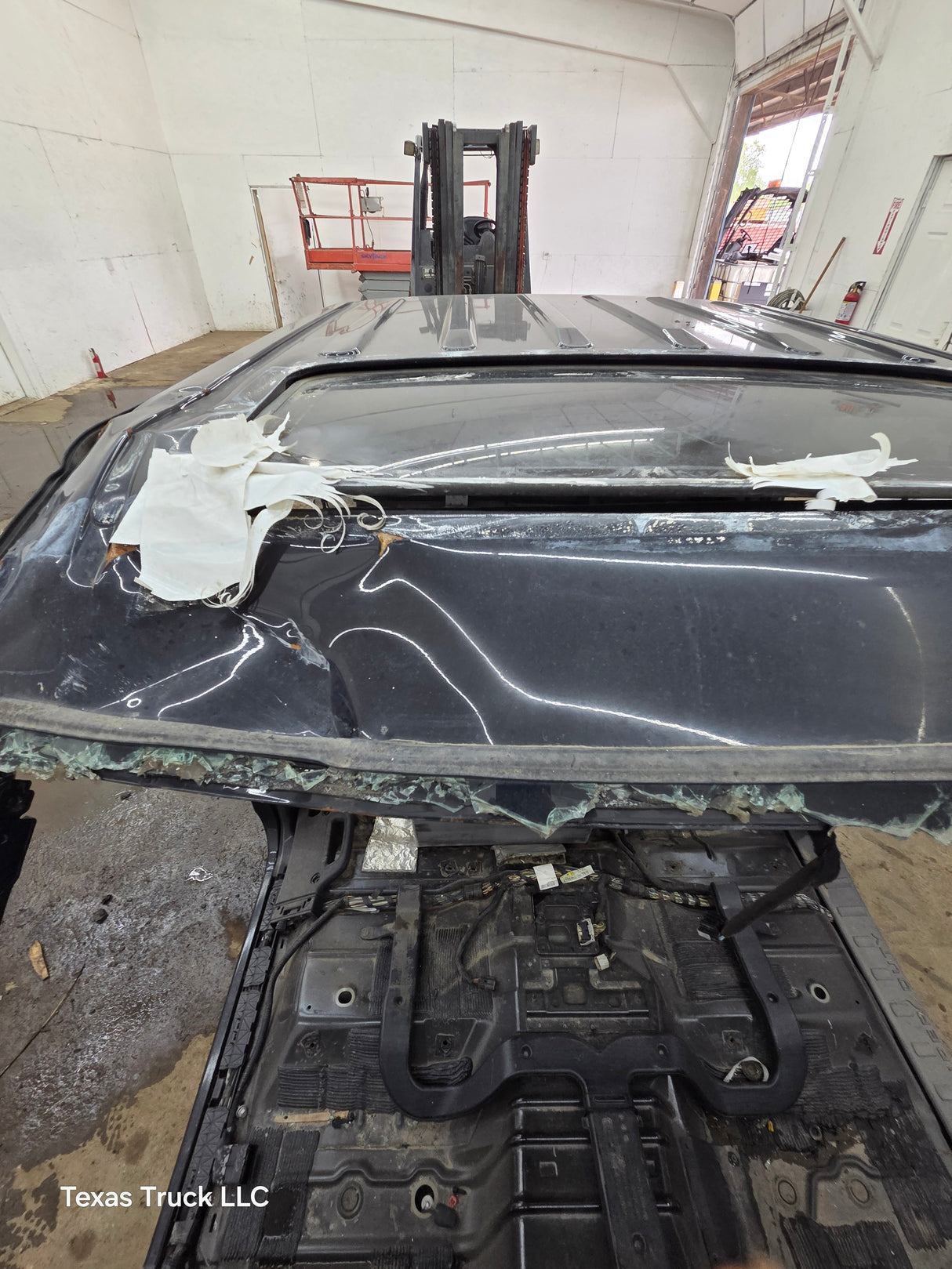 2011-2016 Ford Super Duty 4 door Crew Cab F250 F350 F450 F550 6.7L Power Stroke *Damage