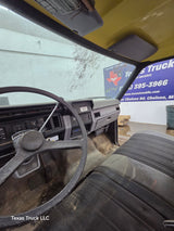 1980-1997 Ford OBS F600 F700 F800 Regular Cab