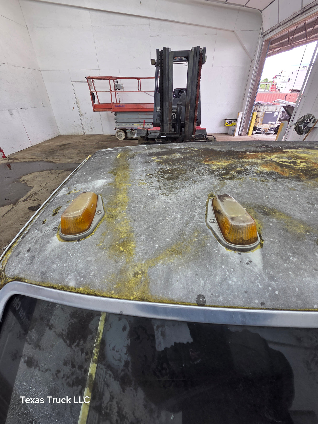 1980-1997 Ford OBS F600 F700 F800 Regular Cab