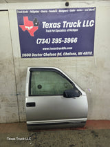 1988-2000 Chevrolet Silverado Suburban GMC Sierra RH Front Passenger Door