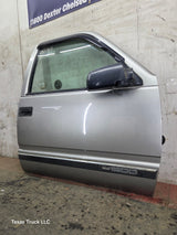 1988-2000 Chevrolet Silverado Suburban GMC Sierra RH Front Passenger Door