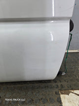 1999-2006 Chevrolet Silverado / GMC Sierra 1500 2500 3500 HD Front Passenger side Door RH