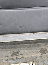 1999-2006 Chevrolet Silverado / GMC Sierra 1500 2500 3500 HD Front Passenger side Door RH