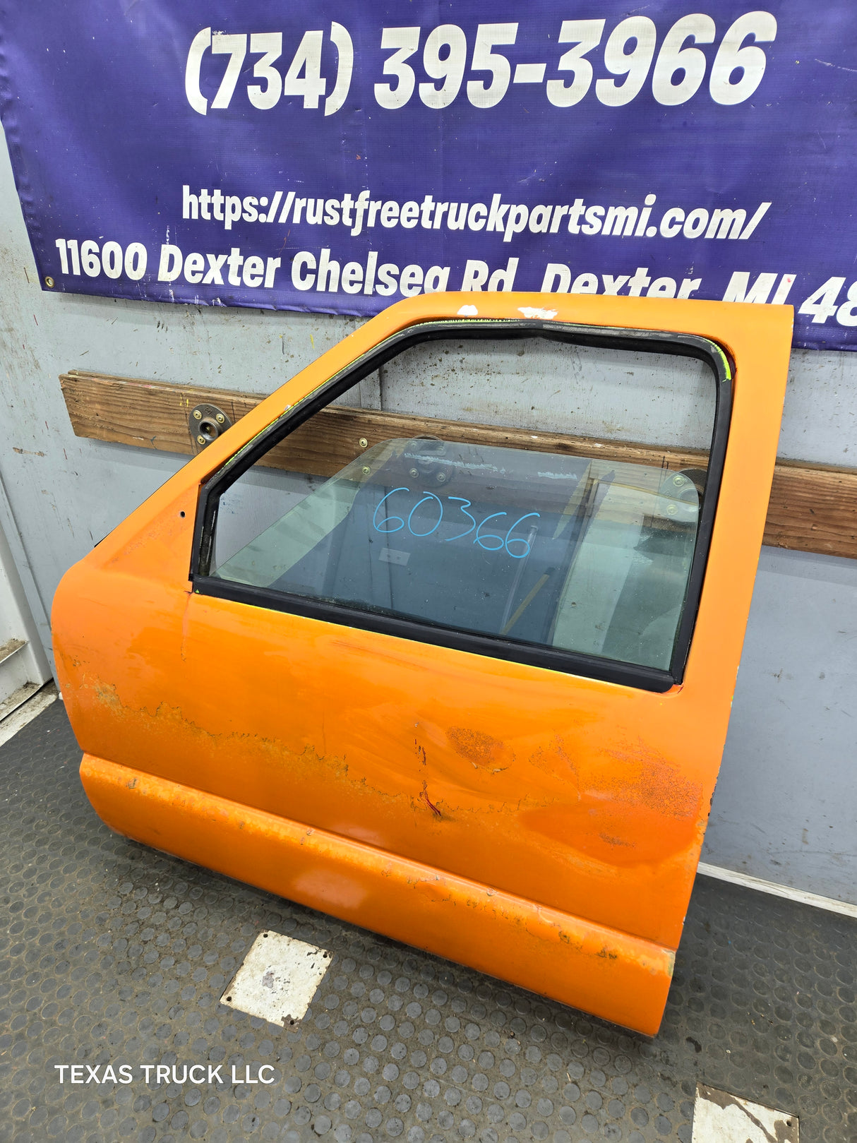 1994-2004 Chevrolet S10 /  GMC Sonoma LH Passenger Side Front Door