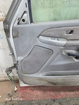 1999-2006 Chevrolet Silverado / GMC Sierra 1500 2500 3500 HD Front Passenger side Door RH