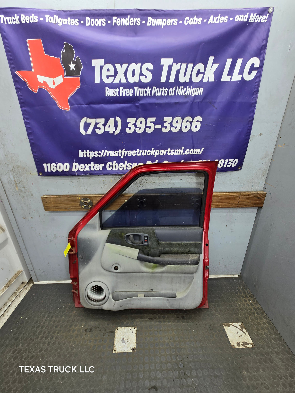 1994-2004 Chevrolet S10 /  GMC Sonoma RH Passenger Side Front Door