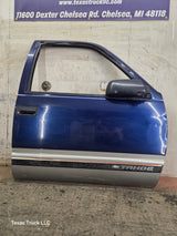 1988-2000 Chevrolet Silverado Suburban GMC Sierra RH Front Passenger Door