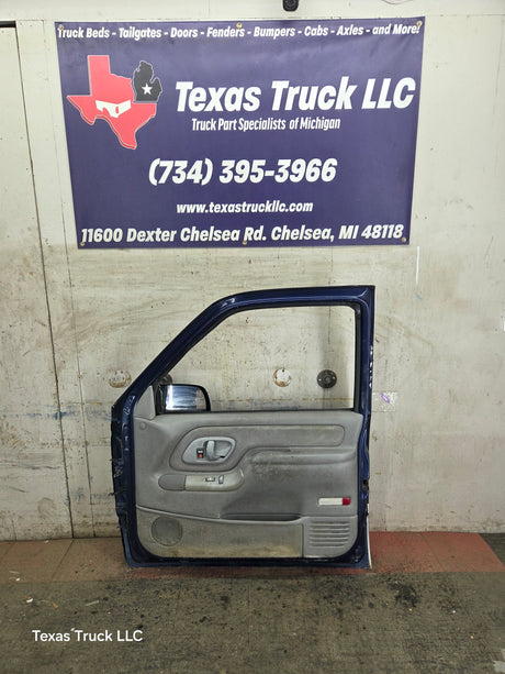 1988-2000 Chevrolet Silverado Suburban GMC Sierra RH Front Passenger Door