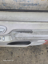 1988-2000 Chevrolet Silverado Suburban GMC Sierra RH Front Passenger Door
