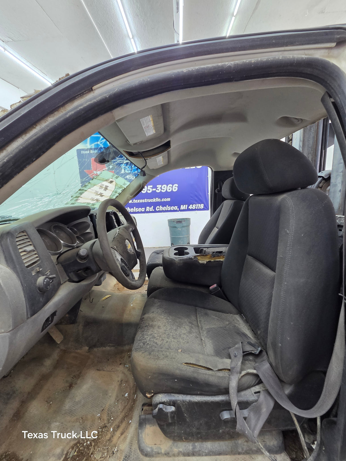 2007-2013 Chevrolet Silverado / GMC Sierra 1500 2500 3500 HD Regular Cab