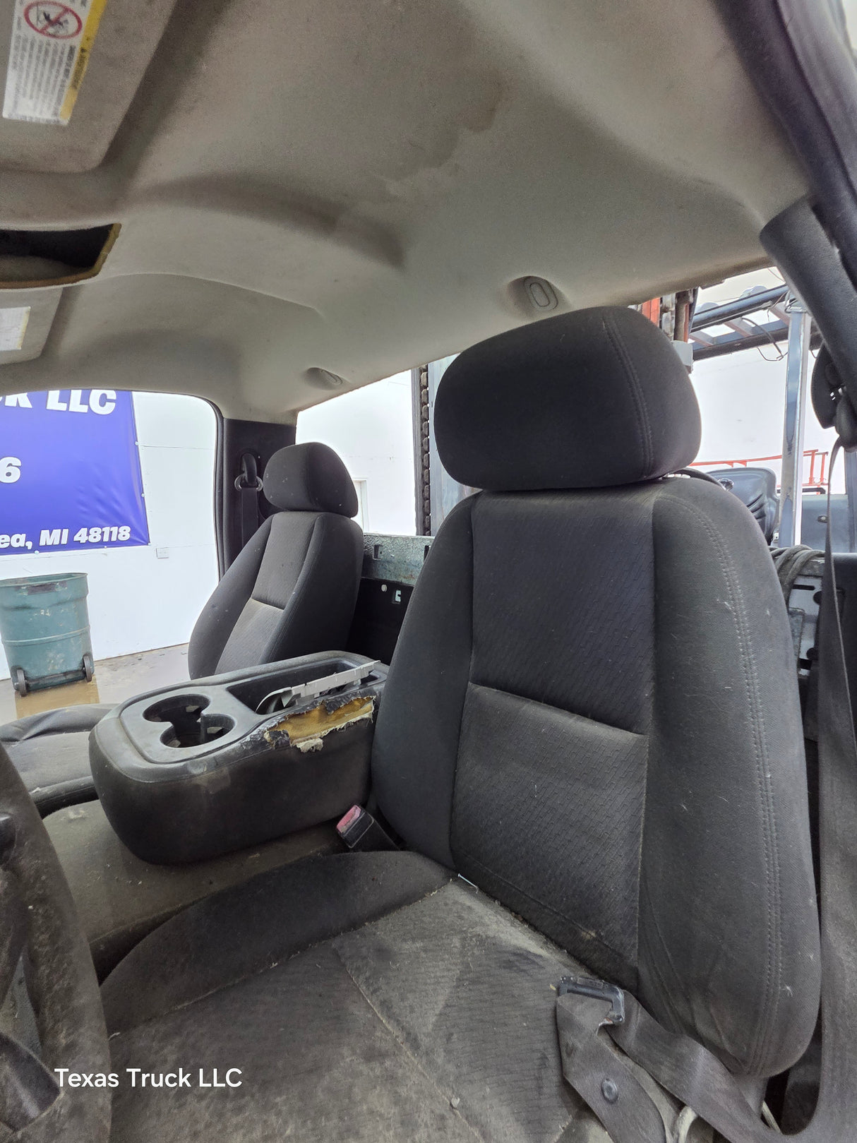 2007-2013 Chevrolet Silverado / GMC Sierra 1500 2500 3500 HD Regular Cab