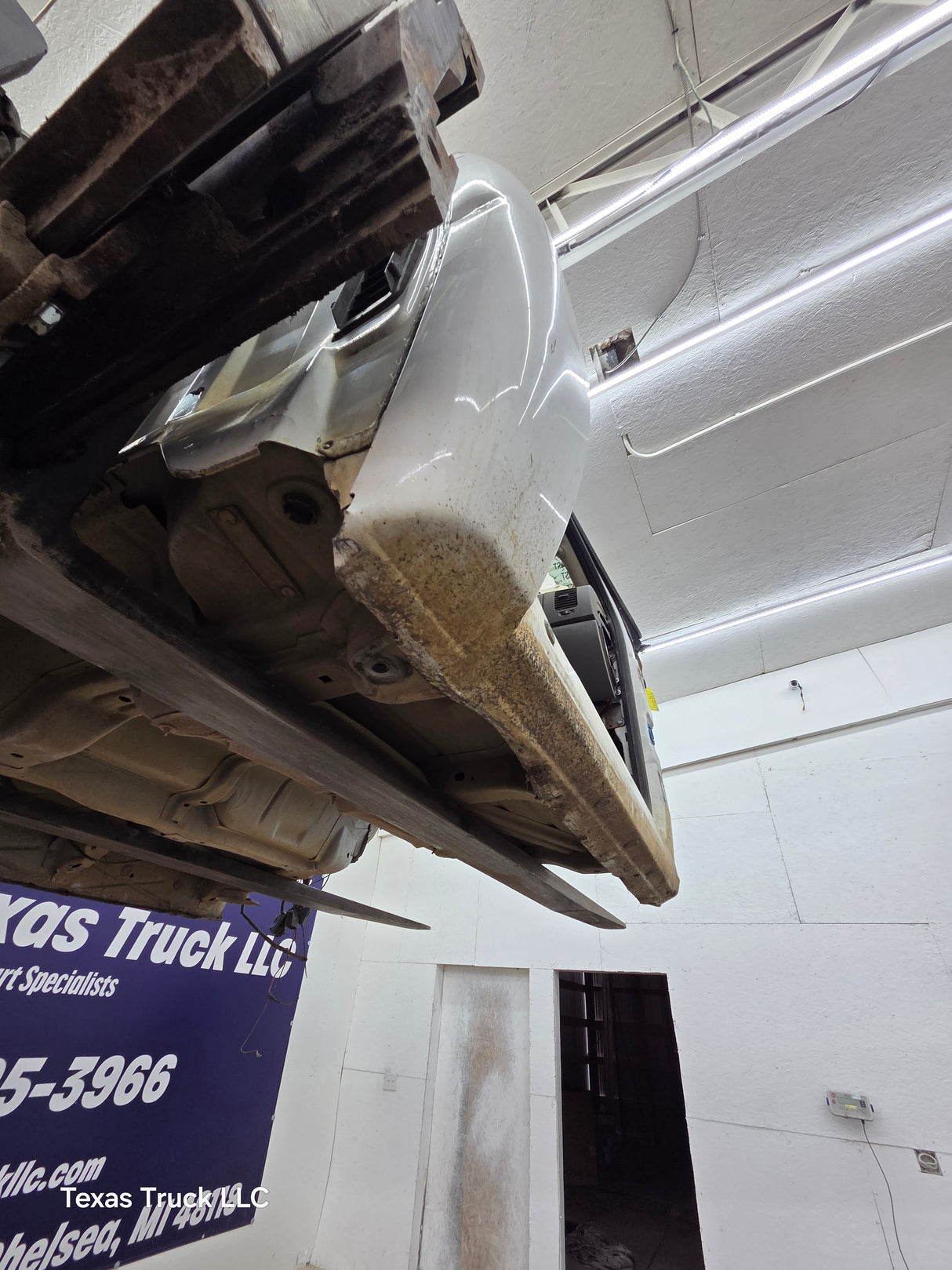 2007-2013 Chevrolet Silverado / GMC Sierra 1500 2500 3500 HD Regular Cab
