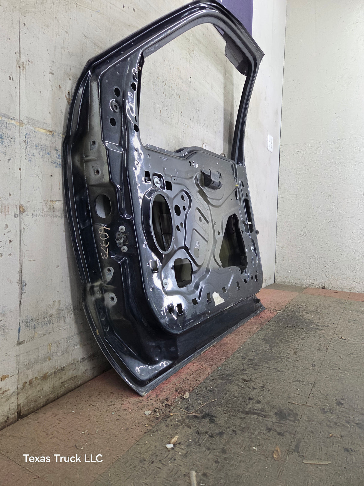 1999-2011 Ford Super Duty / Excursion Front Passenger RH Door F250 F350 F450 F550