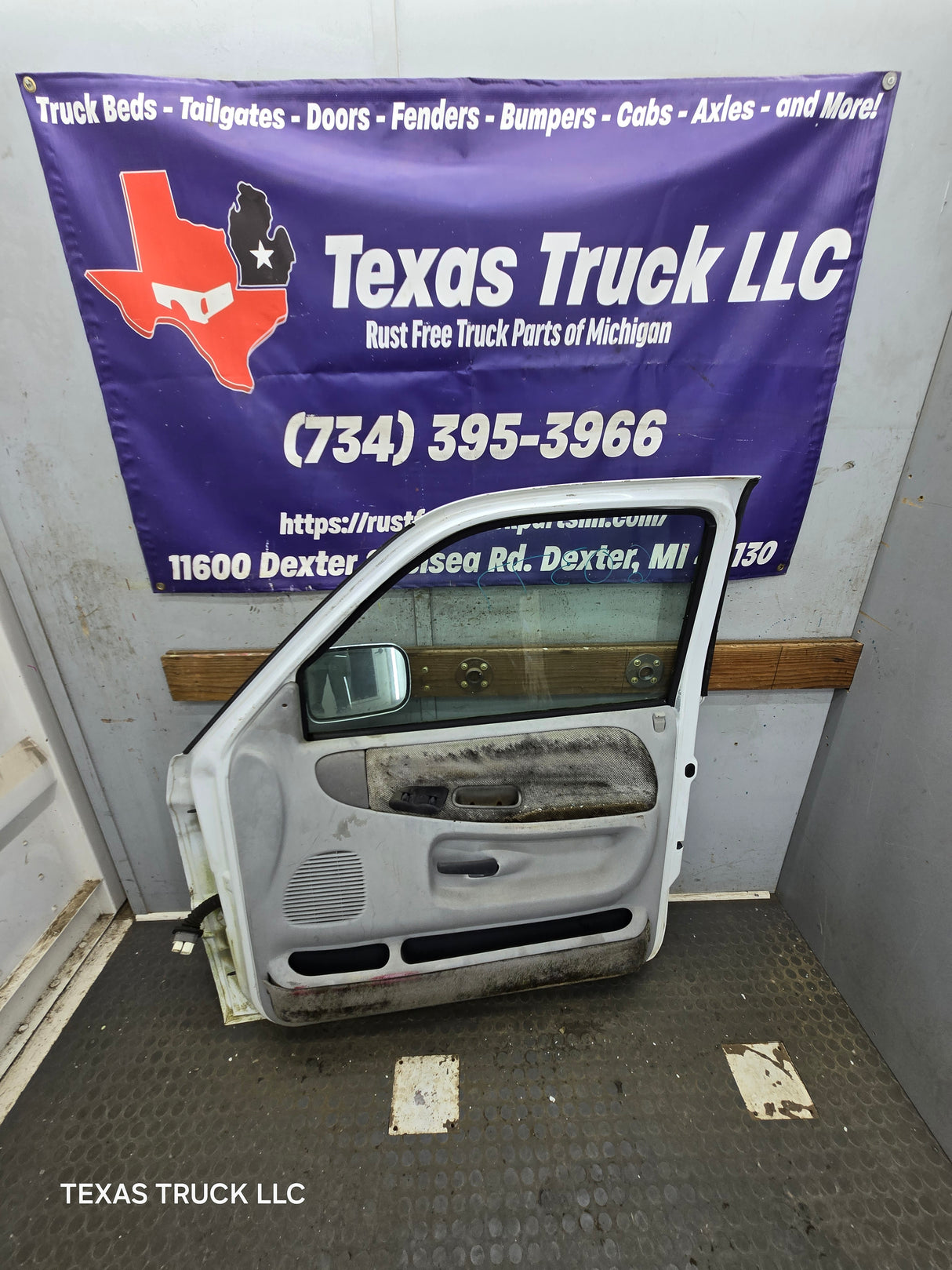 1994-2002 Dodge Ram 2nd Gen RH Passenger Side Front Door Regular Cab / 2 Door Ext Cab 1500 2500 3500 ROUND CORNER