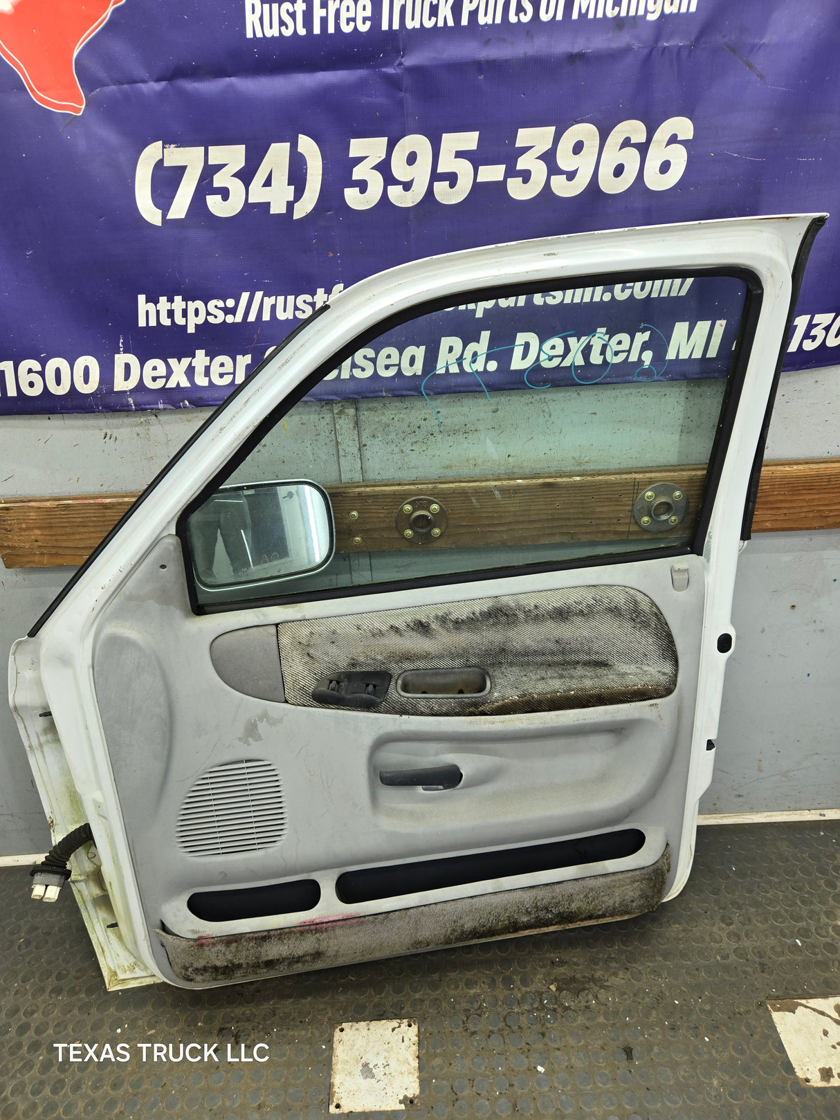 1994-2002 Dodge Ram 2nd Gen RH Passenger Side Front Door Regular Cab / 2 Door Ext Cab 1500 2500 3500 ROUND CORNER