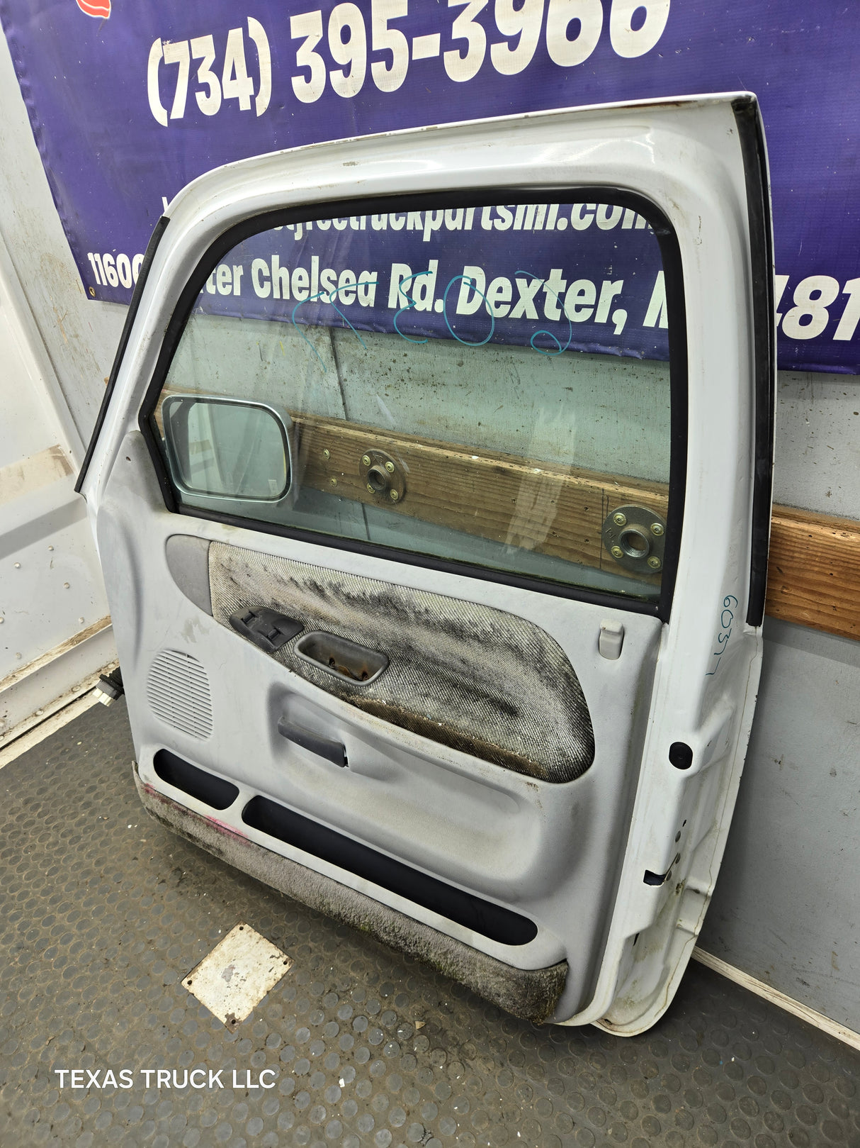 1994-2002 Dodge Ram 2nd Gen RH Passenger Side Front Door Regular Cab / 2 Door Ext Cab 1500 2500 3500 ROUND CORNER