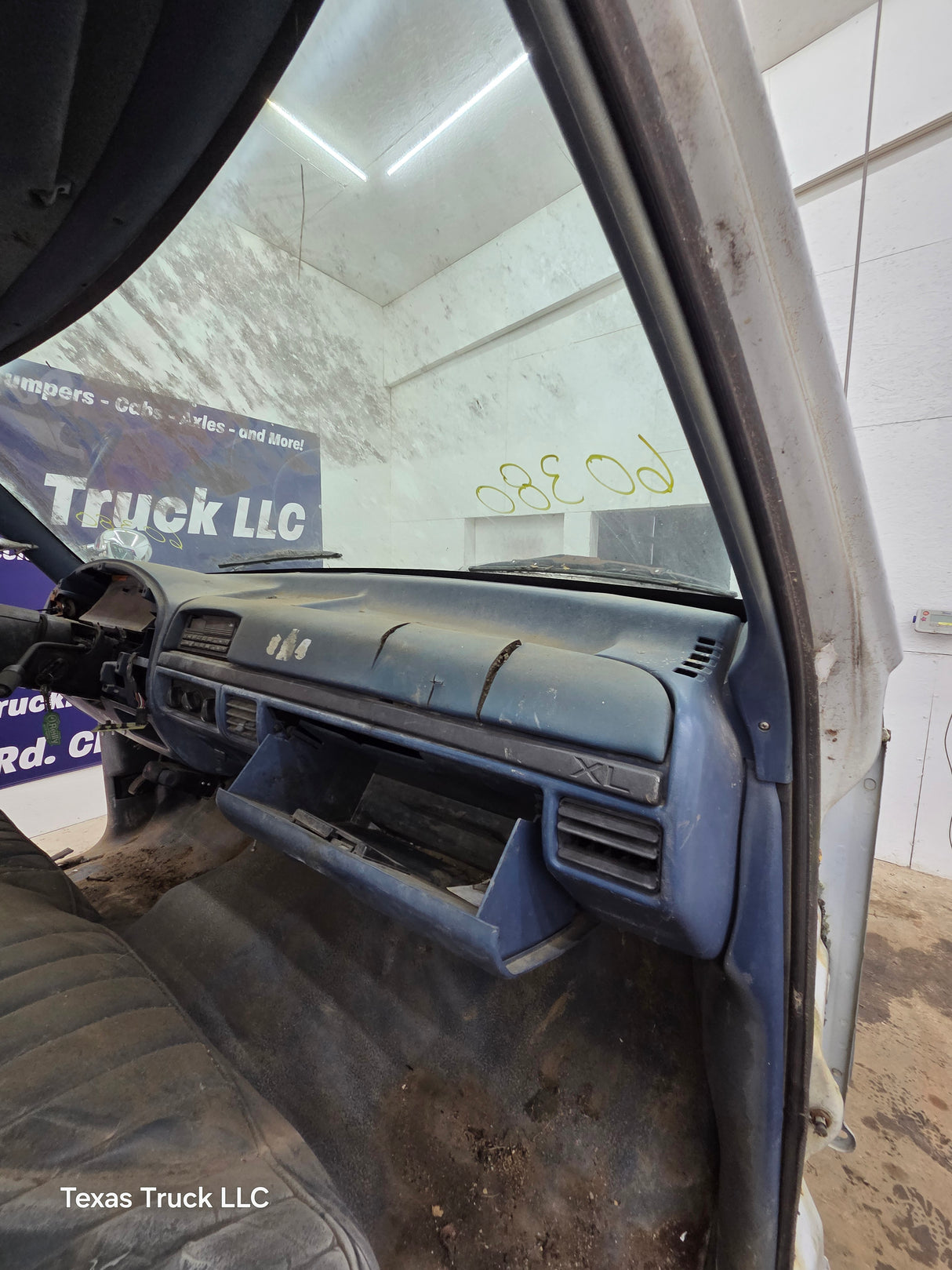 1992-1997 Ford OBS F Super Duty F450 F550 Regular Cab