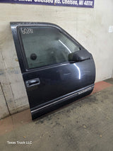 1988-2000 Chevrolet Silverado Suburban GMC Sierra RH Front Passenger Door